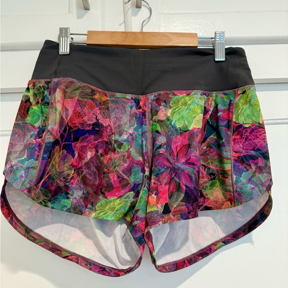 Lululemon Speed Up Mid-Rise Lined Short 4”
